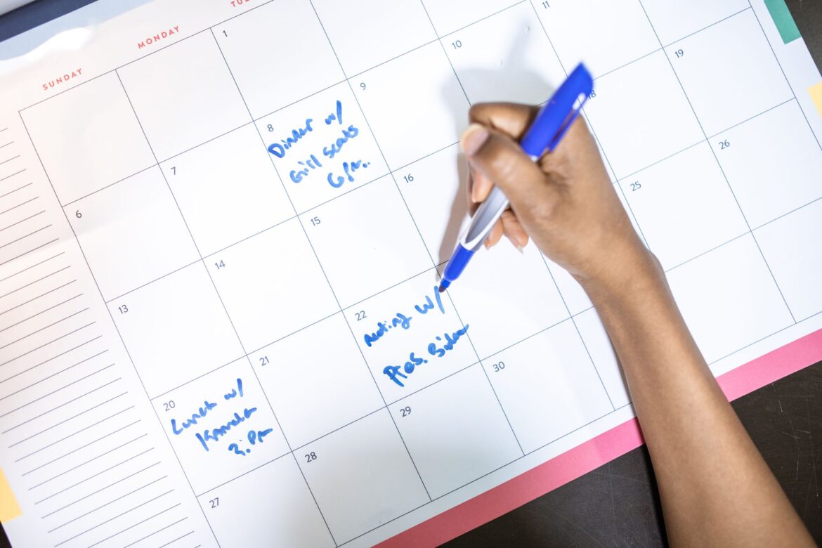 Content calendar poradnik: jak zbudować kalendarz treści, który realnie sprzedaje - ilustracja artykulu